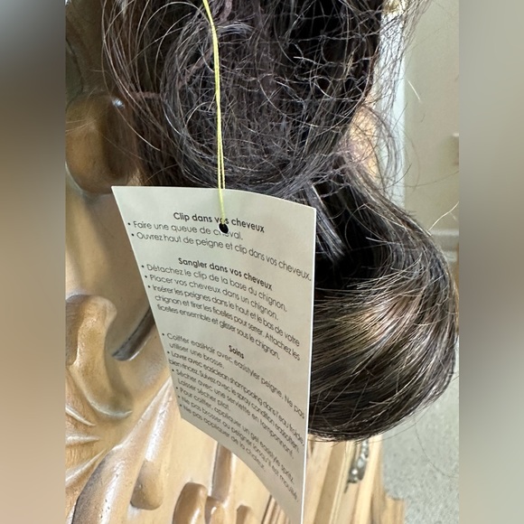 Easihair Provocative Ponytail Hairpiece Iced Mocha NWT hair clip - Picture 3 of 7